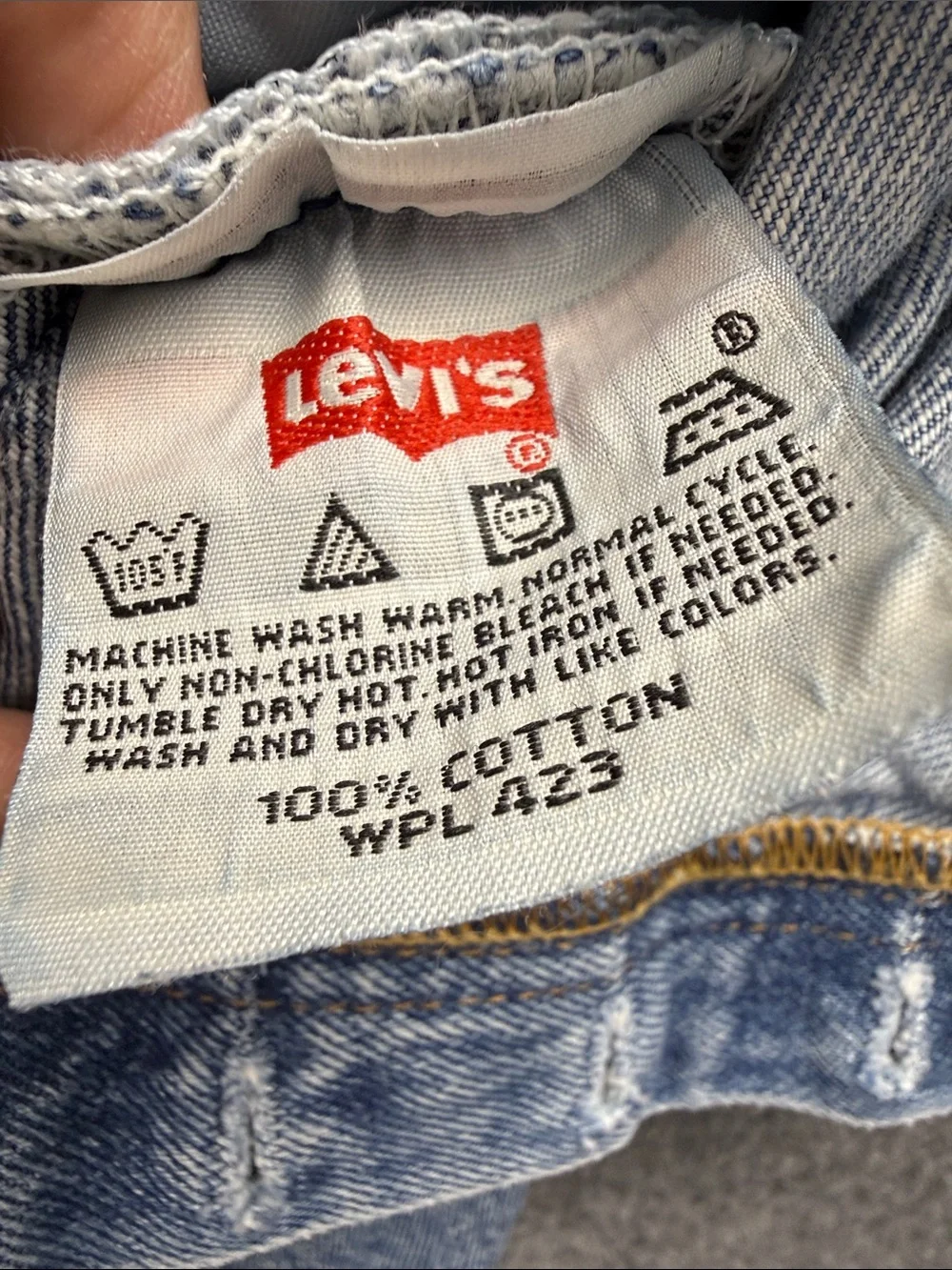 Vintage Levi's 501 Classic Straight Button Fly Men's Jeans W40 L30 10/2001